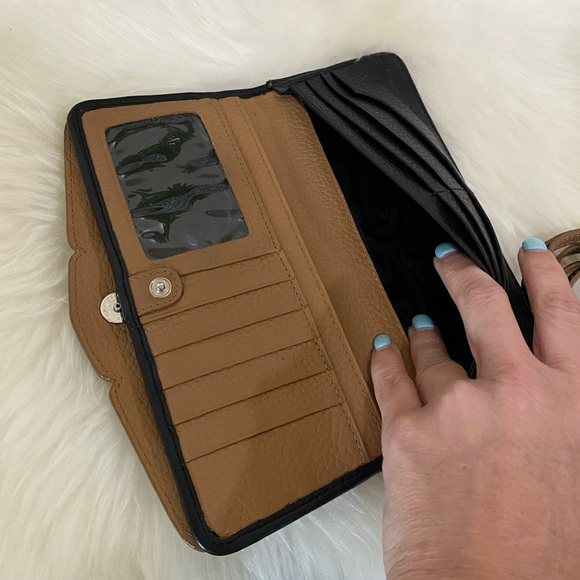 Brighton Large Wallet Convertible Crossbody - Picture 5 of 16